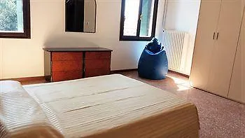 ホテル Apartments Venice