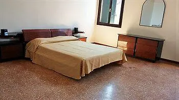 Apartments Venice Hotel